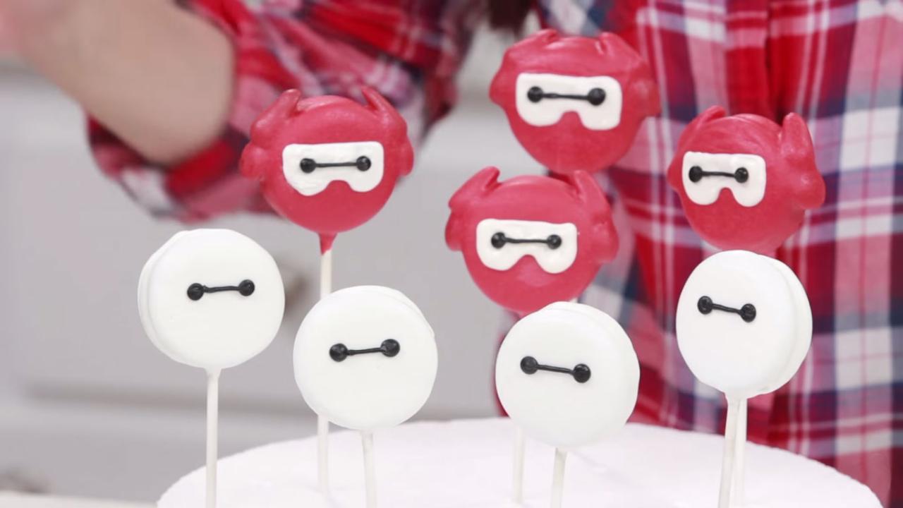 装甲大白和经典大白的奥利奥棒棒糖