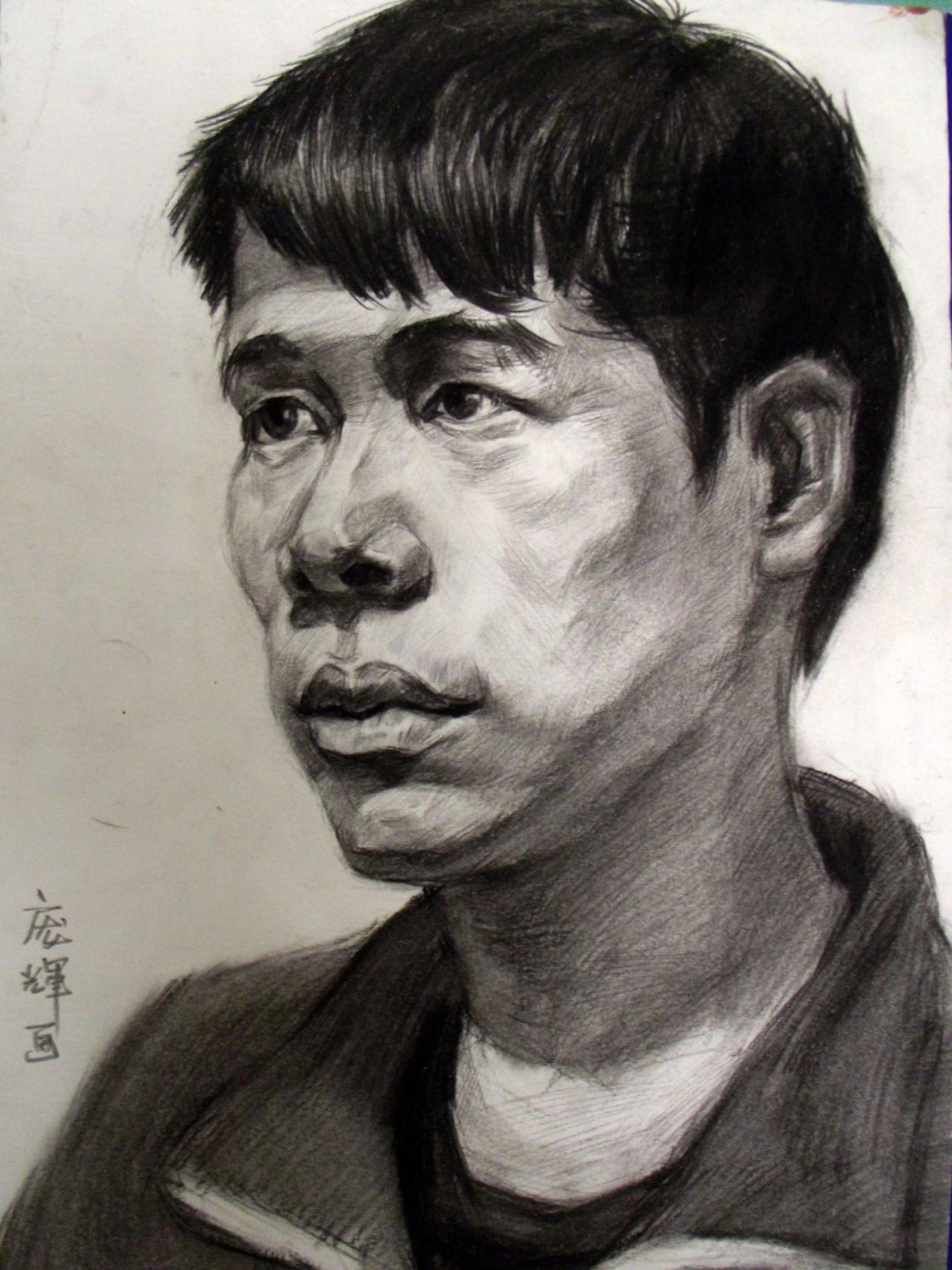 青年男子 人物素描 庞辉画