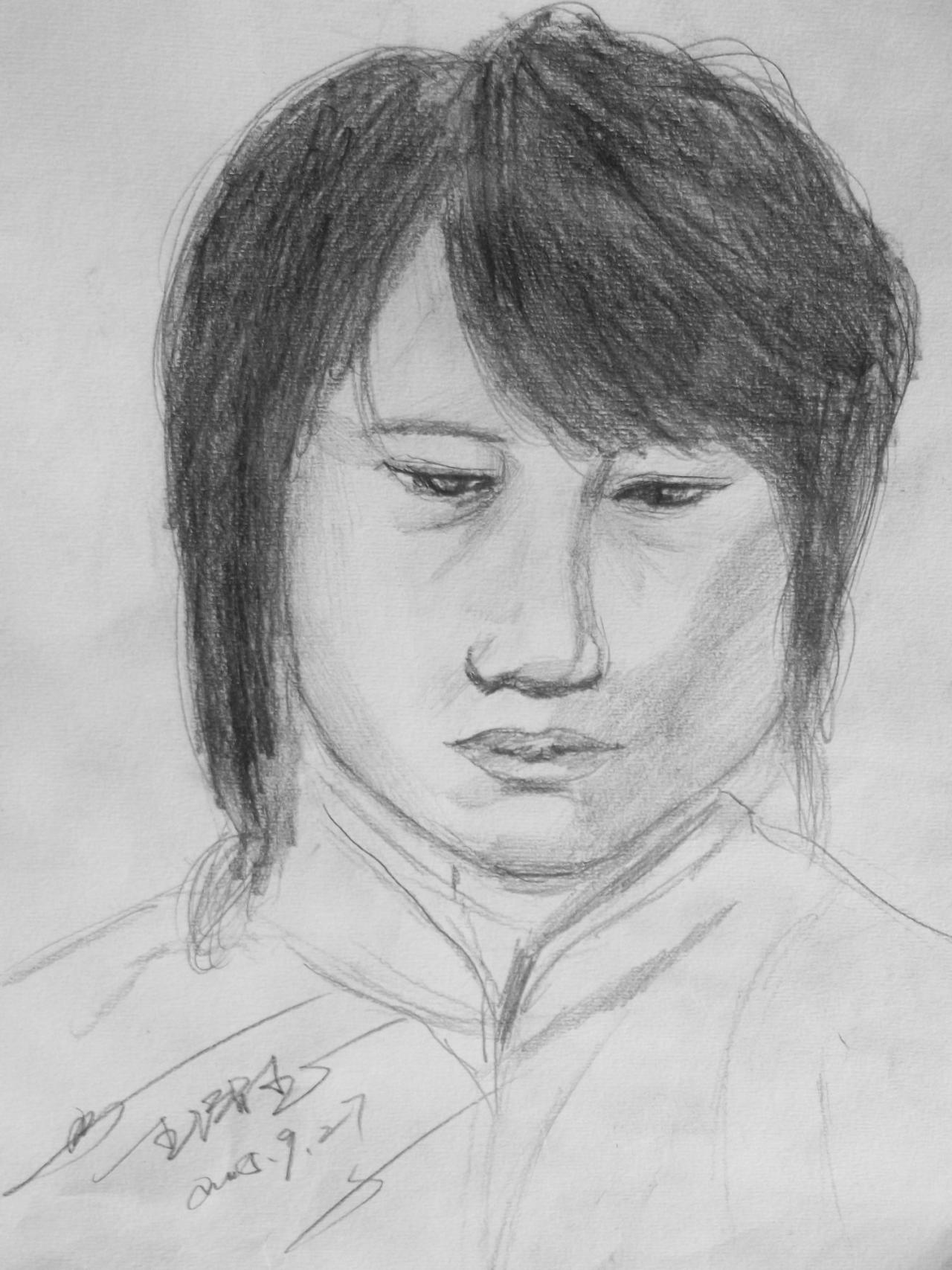 青年女子头像 素描 王清玉画