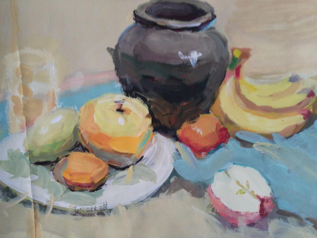 水粉静物 陶罐、香蕉、苹果、梨、芒果、盘子、玻璃杯等 孙琳琪画