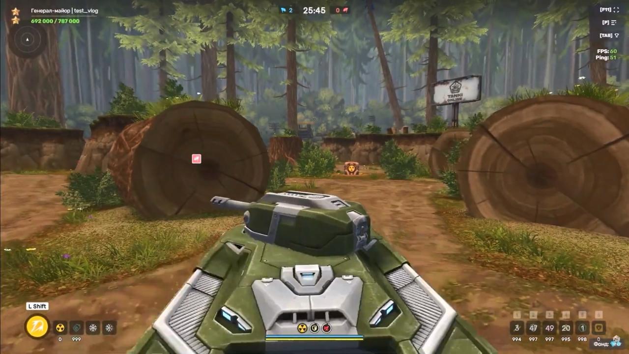 3D坦克新战场界面之一：所有界面图标分散在界面边缘